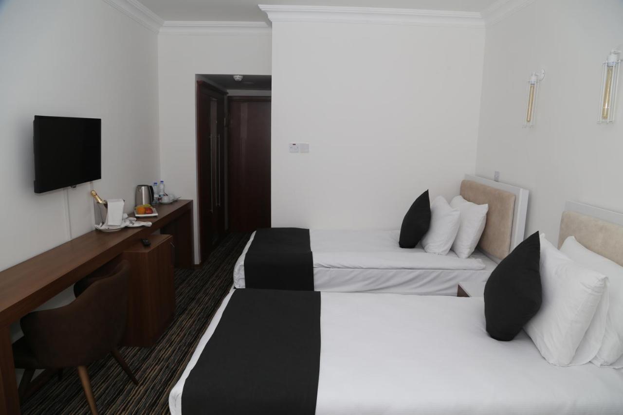 Celebrity Hotel Lapitos Zewnętrze zdjęcie